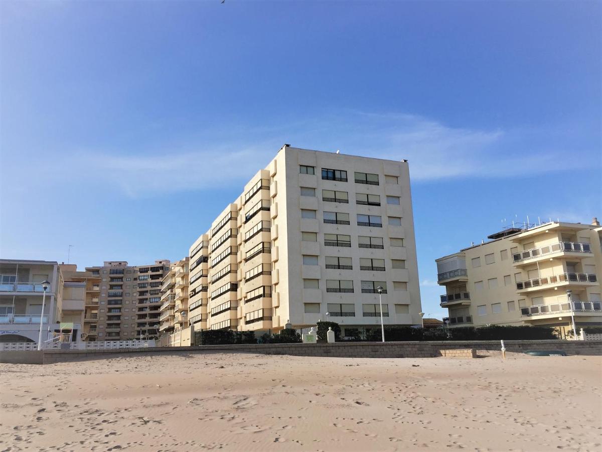 Cozy Apartment In A Beachfront Complex Mareny Blau Eksteriør billede